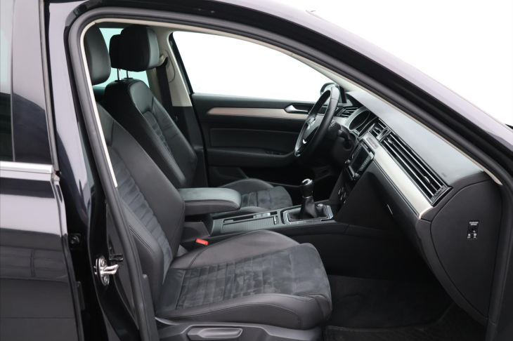 Volkswagen Passat 2,0 TDI 110 kW 4Motion Highline