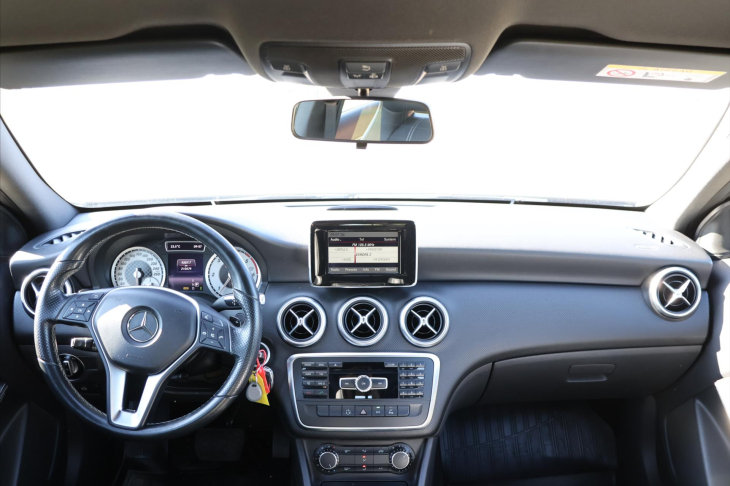 Mercedes-Benz Třídy A 2,1 200CDI 100kW Aut. Kůže