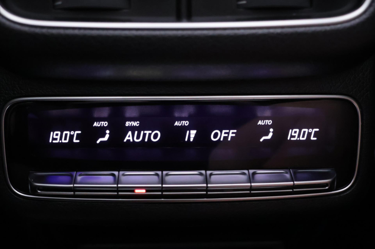 Mercedes-Benz GLE 3,0 450d 4Matic AMG Premium 7-Míst