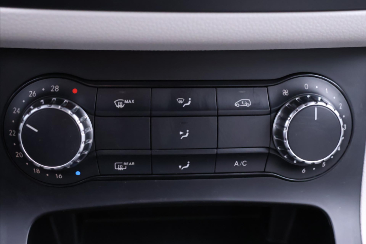 Mercedes-Benz Třídy B 1,6 180 90kW Aut.klima Navi