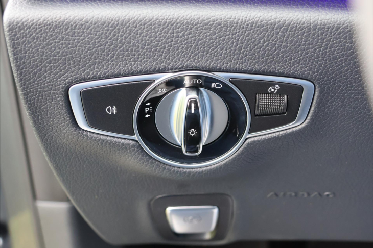 Mercedes-Benz Třídy E 4,0 63S 4MATIC+ 450kW AMG DPH