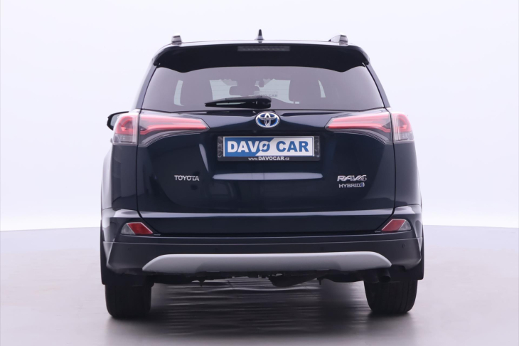 Toyota RAV4 2,5 Hybrid 114kW e-CVT 4WD CZ