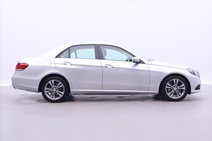 Mercedes-Benz Třídy E 3,5 E 400 Serv.kniha LED