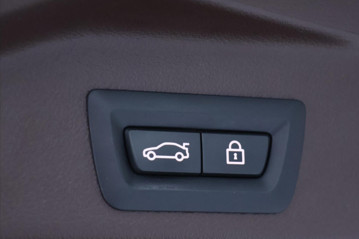 BMW X5 3,0 30d 195kW xD CZ Individual