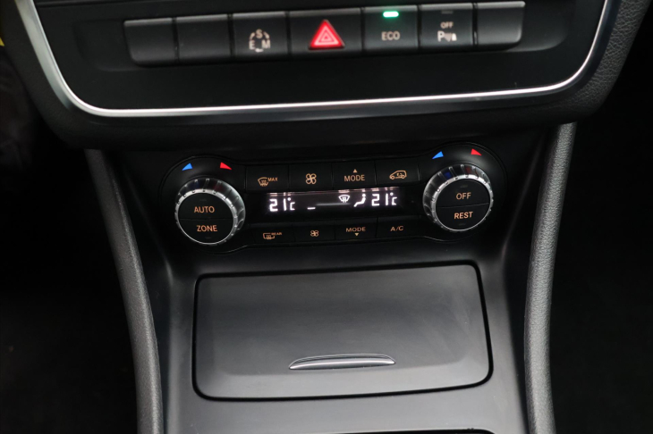 Mercedes-Benz CLA 2,1 CDI 125kW Aut. Xenon Kůže