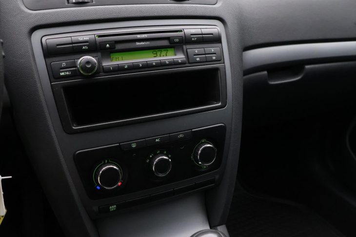 Škoda Octavia 1,6 i 75kW CZ 1.Maj Klima Tour
