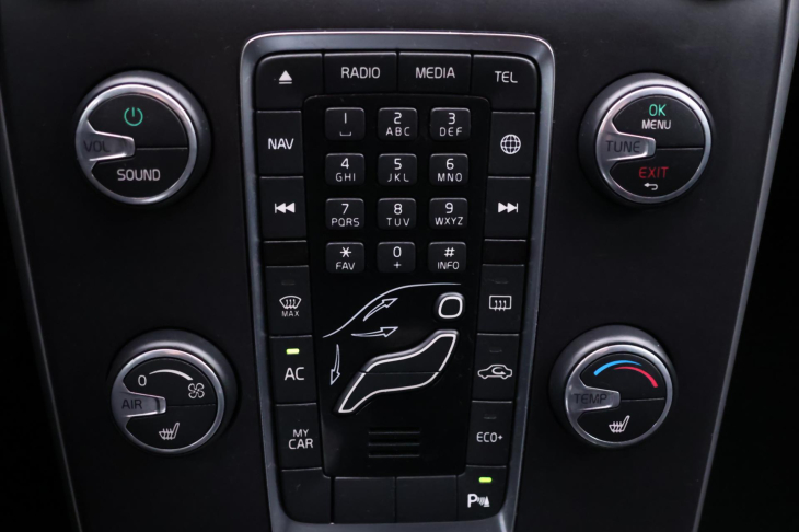 Volvo V40 1,5 T2 90kW Aut. Momentum