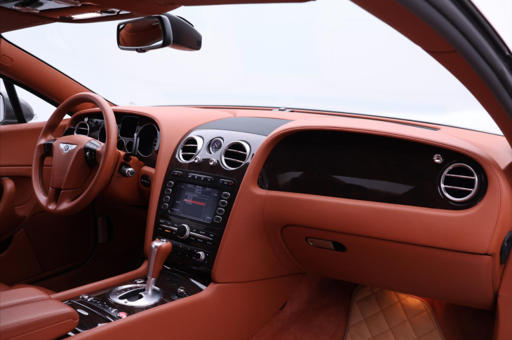 Bentley Continental GT 6,0 i W12 412kW Serviska DPH