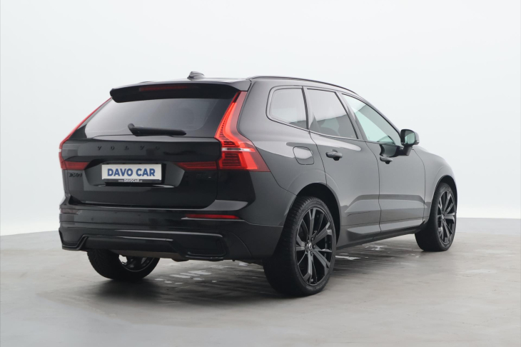 Volvo XC60 2,0 B5 AWD Plus Black Ed. AT