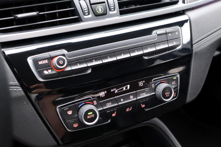 BMW X1 2.0 18d sDrive 110kW CZ