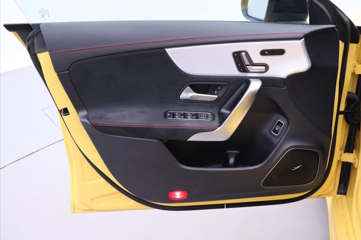 Mercedes-Benz CLA 2,0 220d 140kW AMG CZ DPH