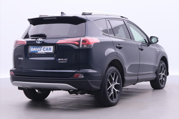 Toyota RAV4 2,5 Hybrid 114kW e-CVT 4WD CZ
