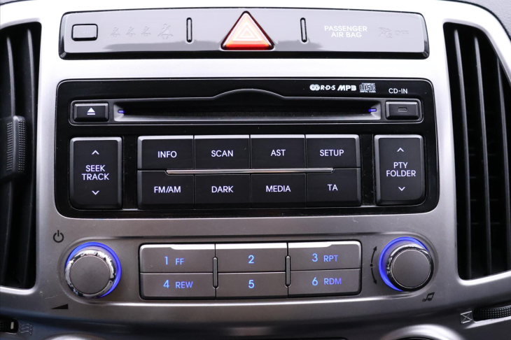 Hyundai i20 1,3 i 62kW Klimatizace CZ