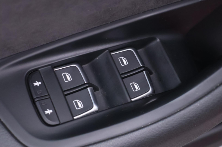 Audi A6 3,0 TDI 180kW quattro S-Line CZ