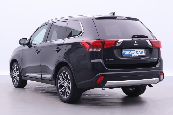 Mitsubishi Outlander 2,3 DI-D 110kW 4WD CZ Instyle