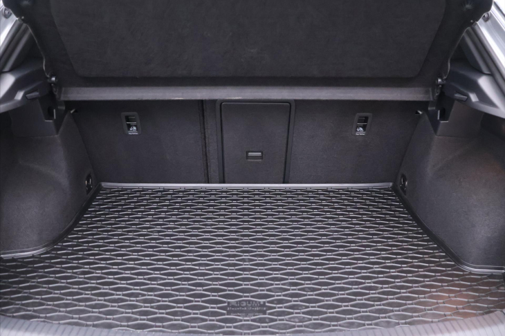 Volkswagen T-Roc 2,0 TDI DSG 4Motion R-line LED