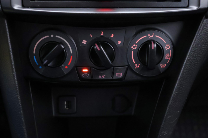 Suzuki Swift 1,2 VVT 69kW CZ klima tempomat