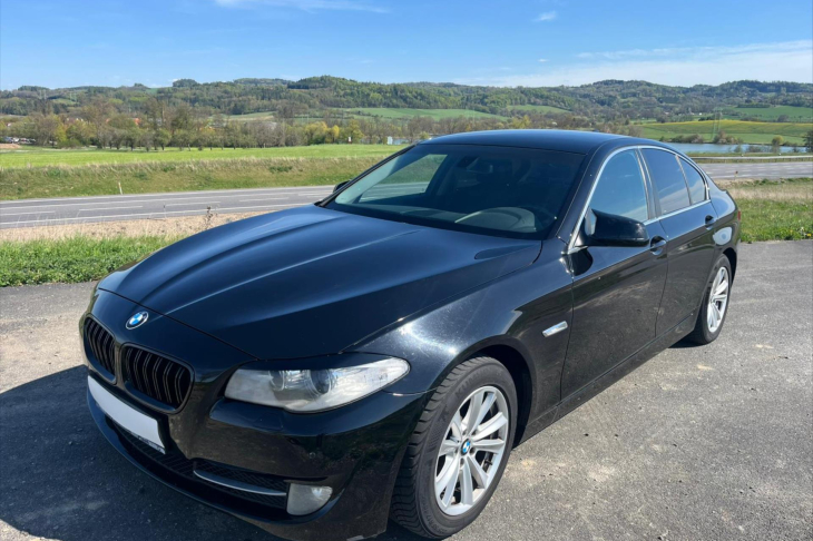BMW Řada 5 2.0 520d 135kW STK 02/2028