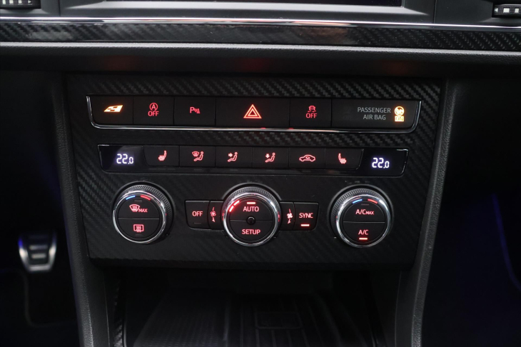 Seat Leon 2,0 TSI 221kW LED Cupra