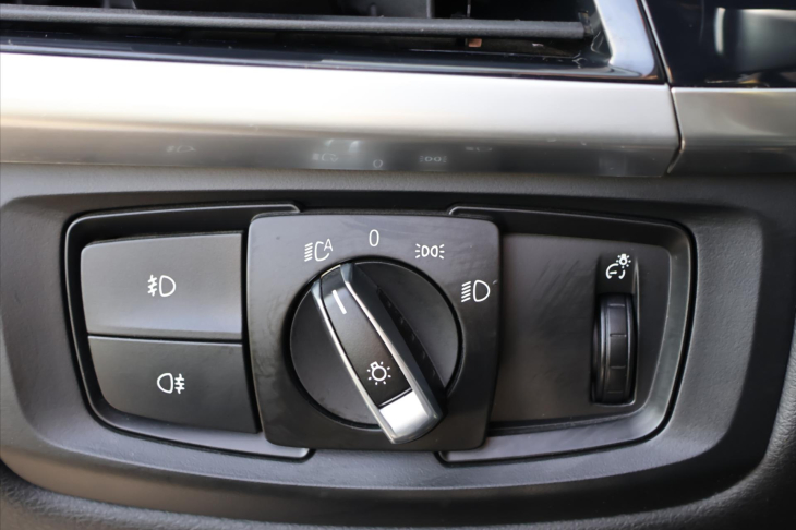 BMW X6 3,0 xDrive 30d 190kW CZ