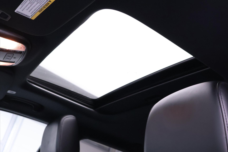 Dodge Durango 5,7 V8 HEMI R/T 4x4 7-Míst DPH