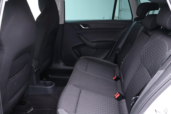 Škoda Rapid 1,2 TSI 66kW Spaceback CZ