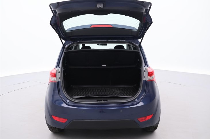 Hyundai ix20 1,6 CVVT 91kW CZ Trikolor Navi