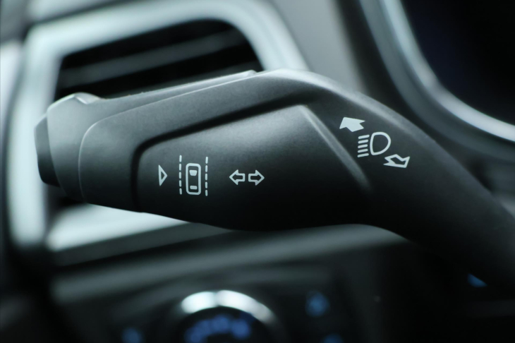 Ford Mondeo 2,0 TDCI 110kW CZ Titanium LED