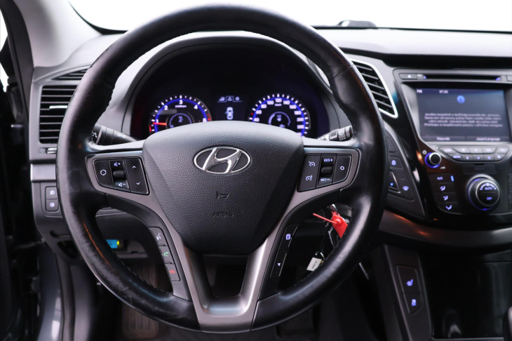 Hyundai i40 1,7 CRDi 104 kW CZ Aut.klima