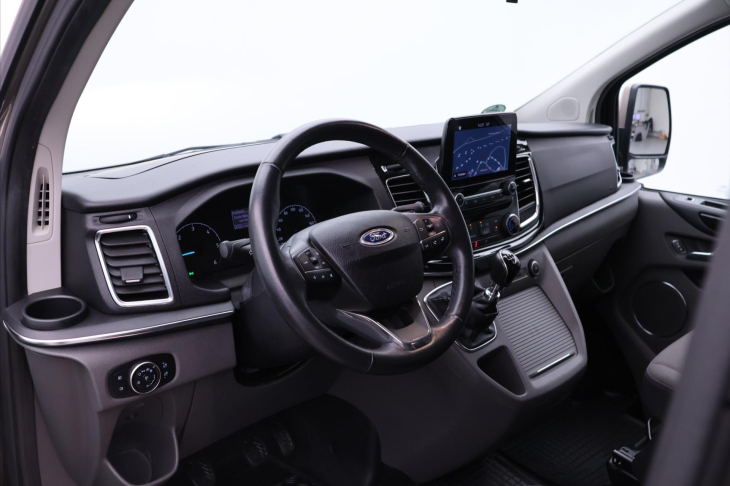 Ford Tourneo Custom 2,0 TDCI 125kW L2 Titanium DPH