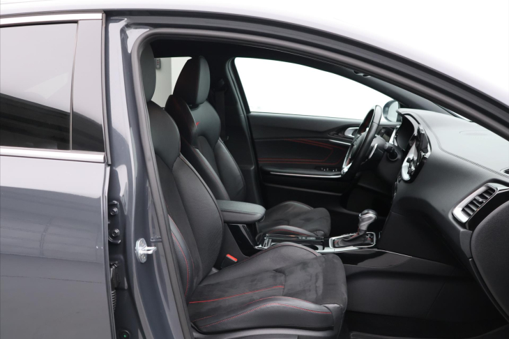 Kia ProCeed 1,6 T-GDi 150kW GT DCT CZ DPH