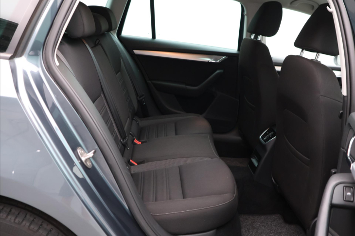 Škoda Octavia 1,6 TDI 85kW Ambition Klima