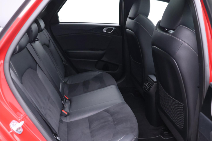 Kia ProCeed 1,6 CRDI Automat GT-Line LED