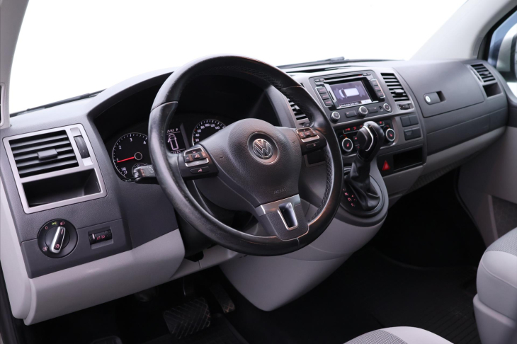 Volkswagen Caravelle 2,0 TDI 103kW DSG 8-Míst Tažné