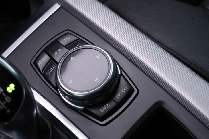 BMW X5 3,0 xDrive40d 230kW CZ