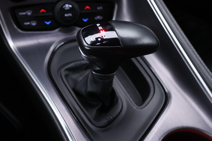 Dodge Challenger 5,7 L V8 HEMI 280kW DPH