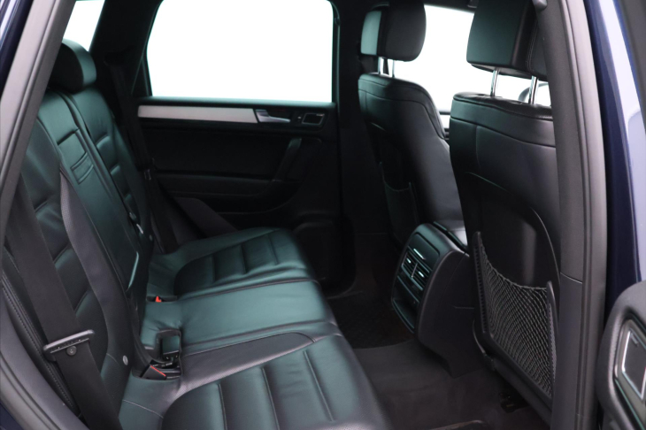 Volkswagen Touareg 4,2 V8 TDI 250 KW 4x4 KLIMA