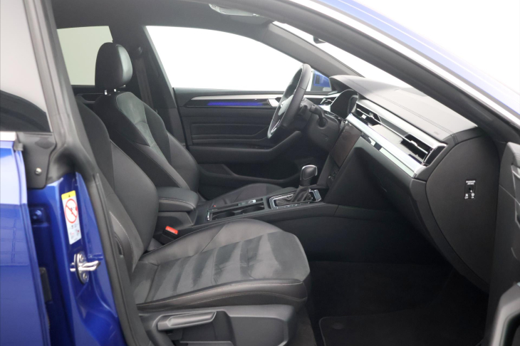 Volkswagen Arteon 2.0 TDI 147kW 4M DSG R-line DPH CZ