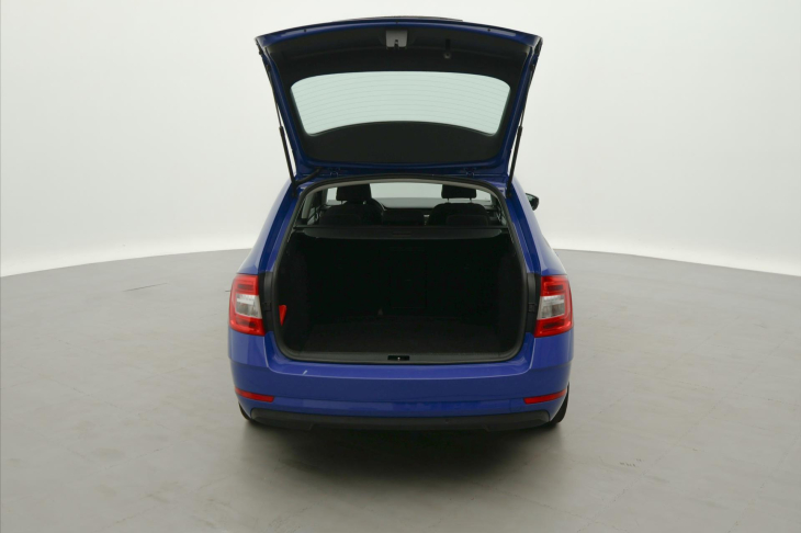 Škoda Octavia 1.6 TDI 85kW Ambition CZ