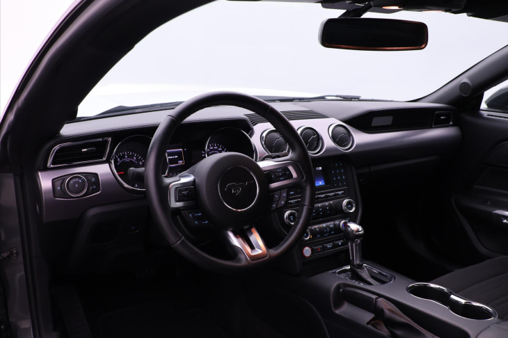 Ford Mustang 5,0 V8 324kW Aut GT FLOWMASTER