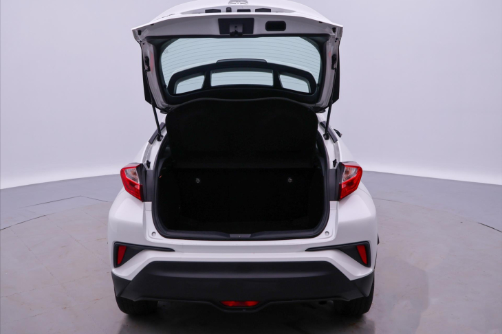 Toyota C-HR 1,2 Turbo 85kW CZ Serv.kniha