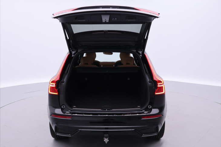 Volvo XC60 2,0 B5 AWD 184kw Ultra Dark