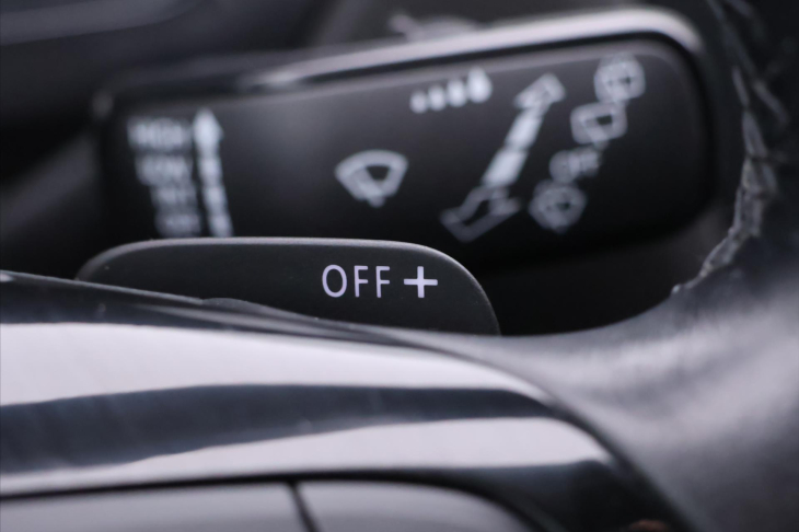 Volkswagen Tiguan Allspace 2,0 TDI DSG Highline 7Míst DPH