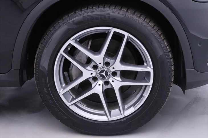 Mercedes-Benz GLC 2,0 300d 180kW 4Matic AMG DPH