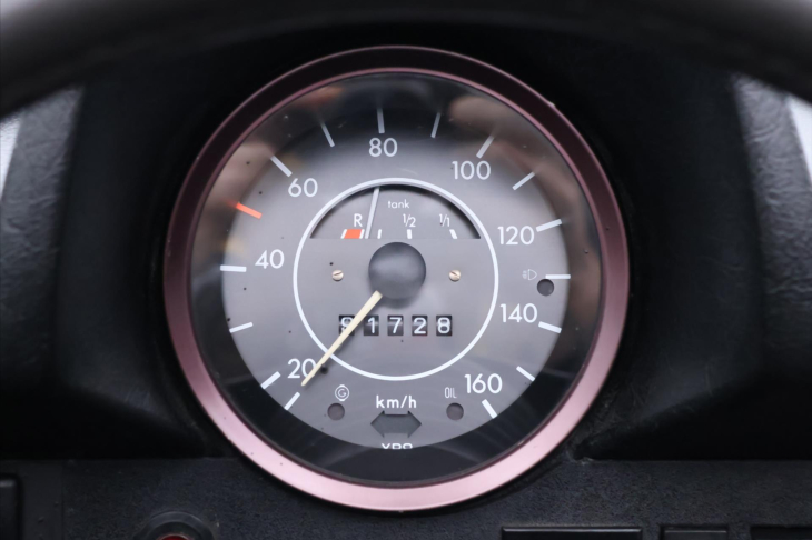 Volkswagen Beetle 1,3 1300 Cabrio