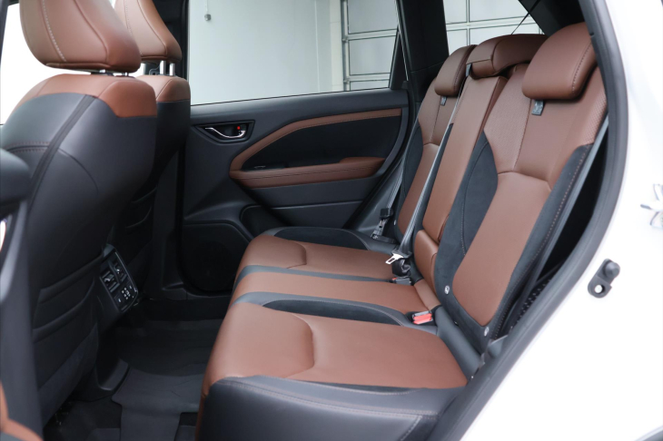 Subaru Forester 2,0 e-EyeSight 100kW CZ CVT