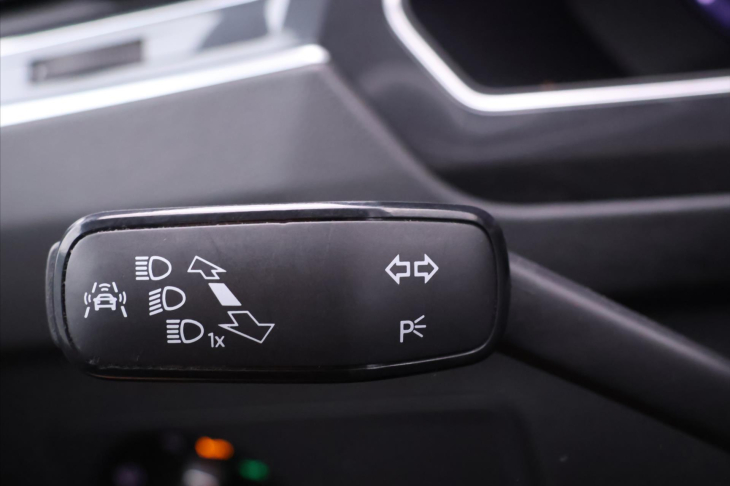 Volkswagen Tiguan 2,0 TDI DSG 4M CZ R-Line LED