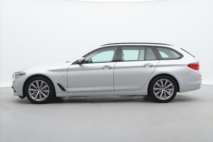 BMW Řada 5 2,0 530i xDrive Luxury Line