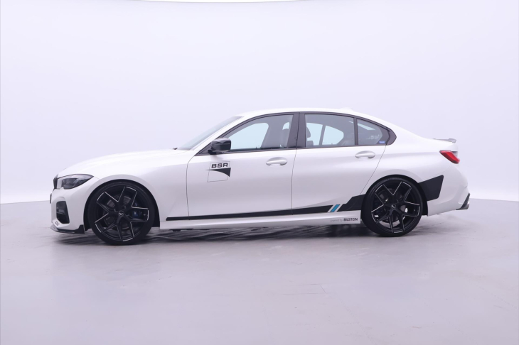 BMW Řada 3 2.0 330i 190kW M-Sport CZ DPH
