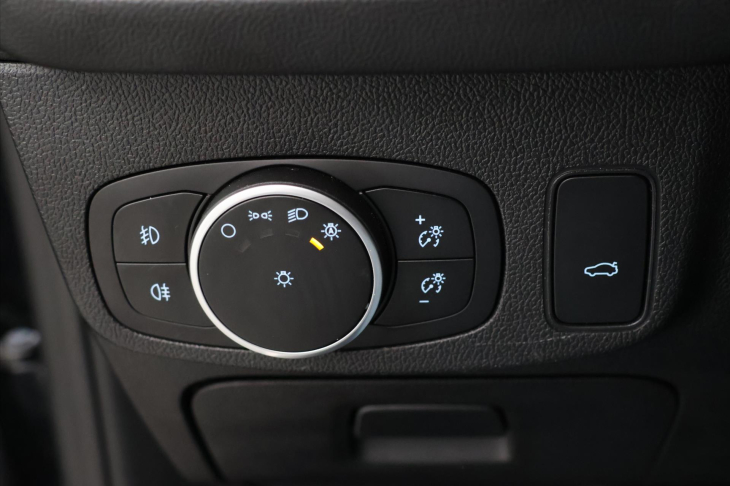 Ford Focus 2,0 TDCI 110kW Titanium LED